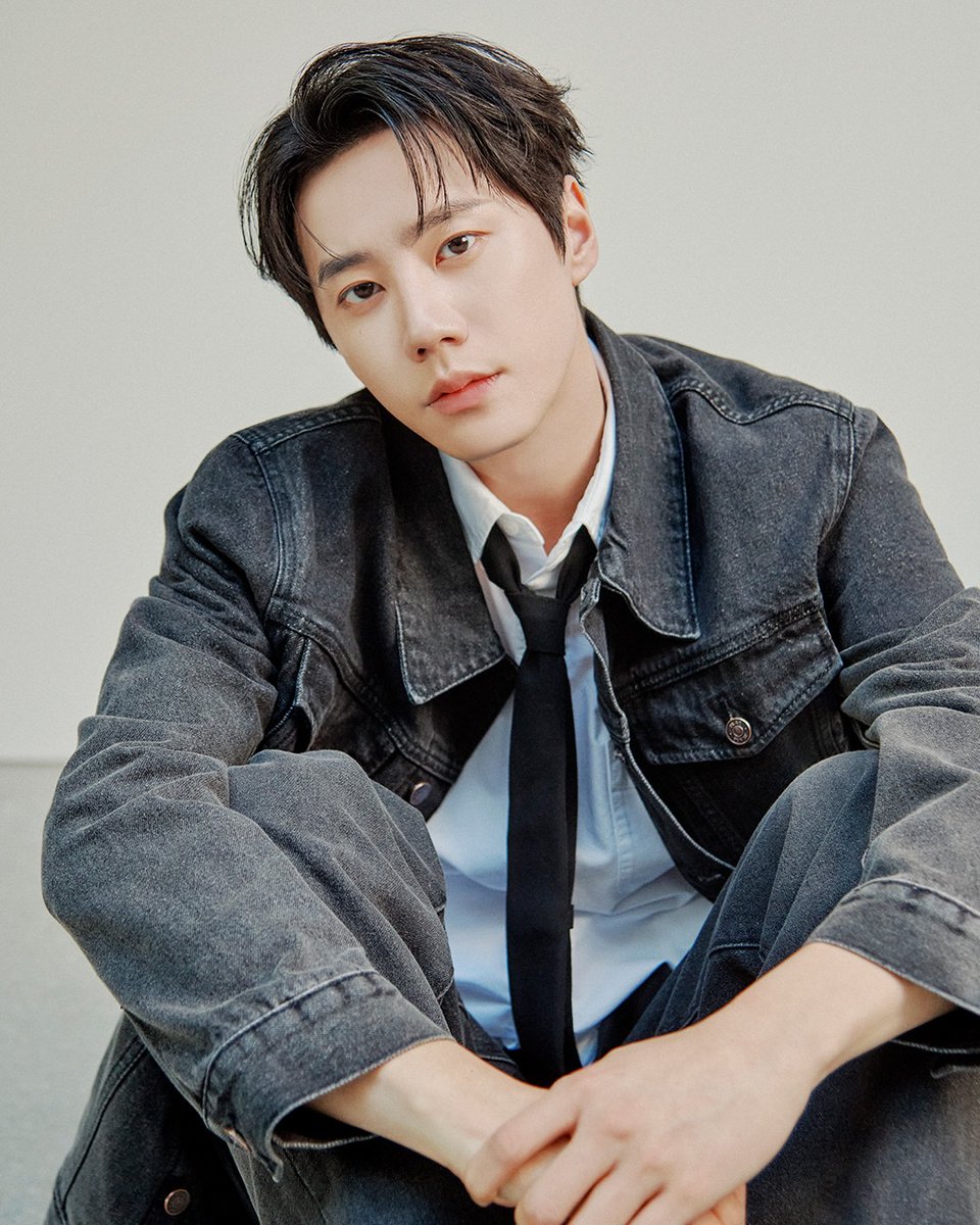 adorejunyoung's tweet photo. 260204 musinsa.official IG (1/2) 

플랙 × #이준영 26 SPRING

#LEEJUNYOUNG #플랙 #Plac https://t.co/tuvdZqhQmH