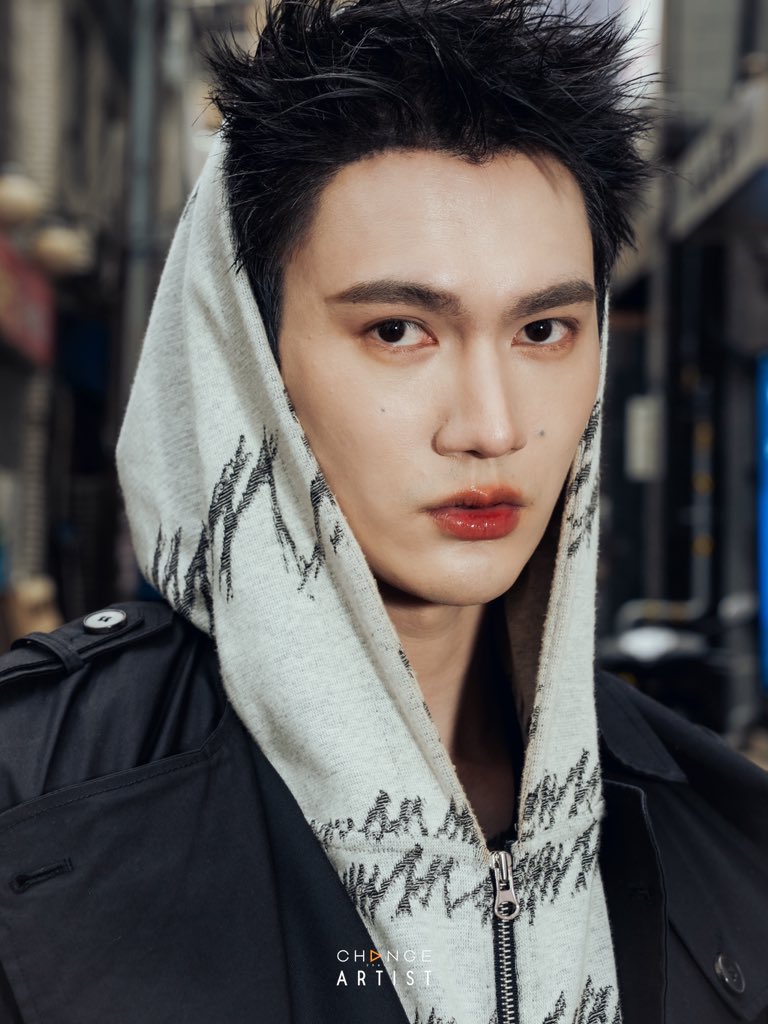 CHANGEARTIST_'s tweet photo. POOH PAVEL IN MMAM 
AT  SEOUL FASHION WEEK 2026FW

@pavelphoom 

POOH PAVEL SEOUL 2026FW

#MMAMxPoohPavel
#pavelpoom 
#PoohPavel 
#ChangeArtist https://t.co/amC0h2CYil