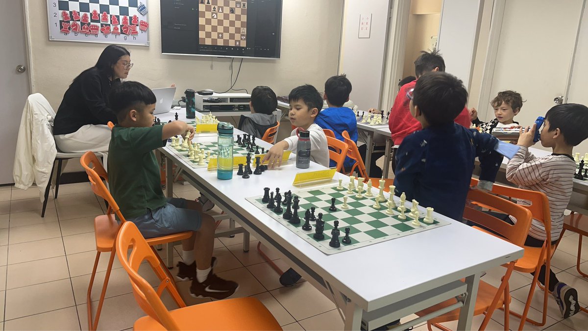 ChessTaiwan's tweet photo. Winter camp is going on these 2 weeks … https://t.co/hiOIXReEQx