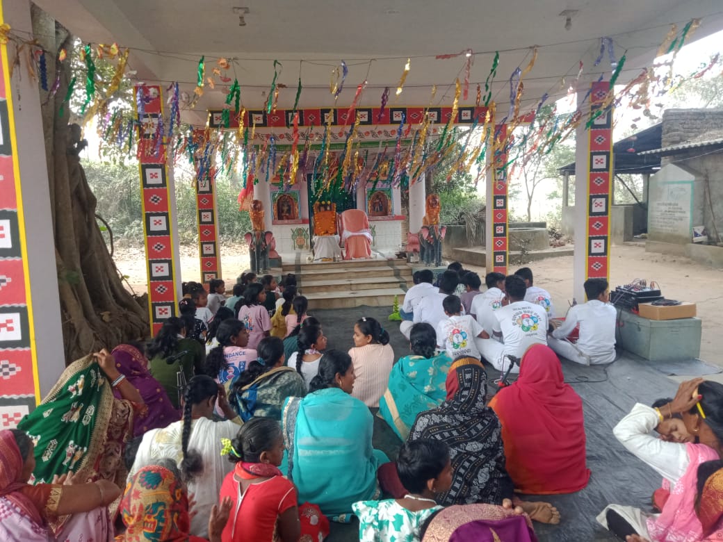 sathyasaiodisha's tweet photo. Loving Sairam…
With the blessings of Sri Sathya Sai Baba, Kendu Patana B. M of Salipur Samithi, Cuttack District, organised a spiritual picnic for the Bal Vikas children on 01.02.2026 at the sacred premises of Charchika Temple.
#spiritualpicnic
#Balvikash
#Cuttack
-Media Team https://t.co/eFXrcr5ngp