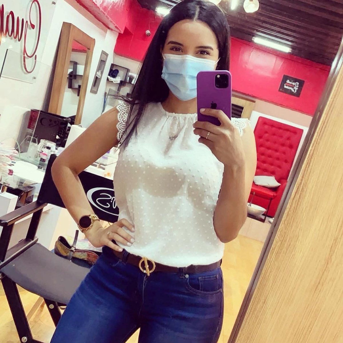 MissMasked_Emma's tweet photo. Protection was proven effective and still, people still left it behind. But not Lucy. Truth be told, she loved her facial expressions unseen and feeling something was covering, protecting her. How could she go back to being so exposed when safety looks and feels so gorgeous? https://t.co/4IxdXhteSY
