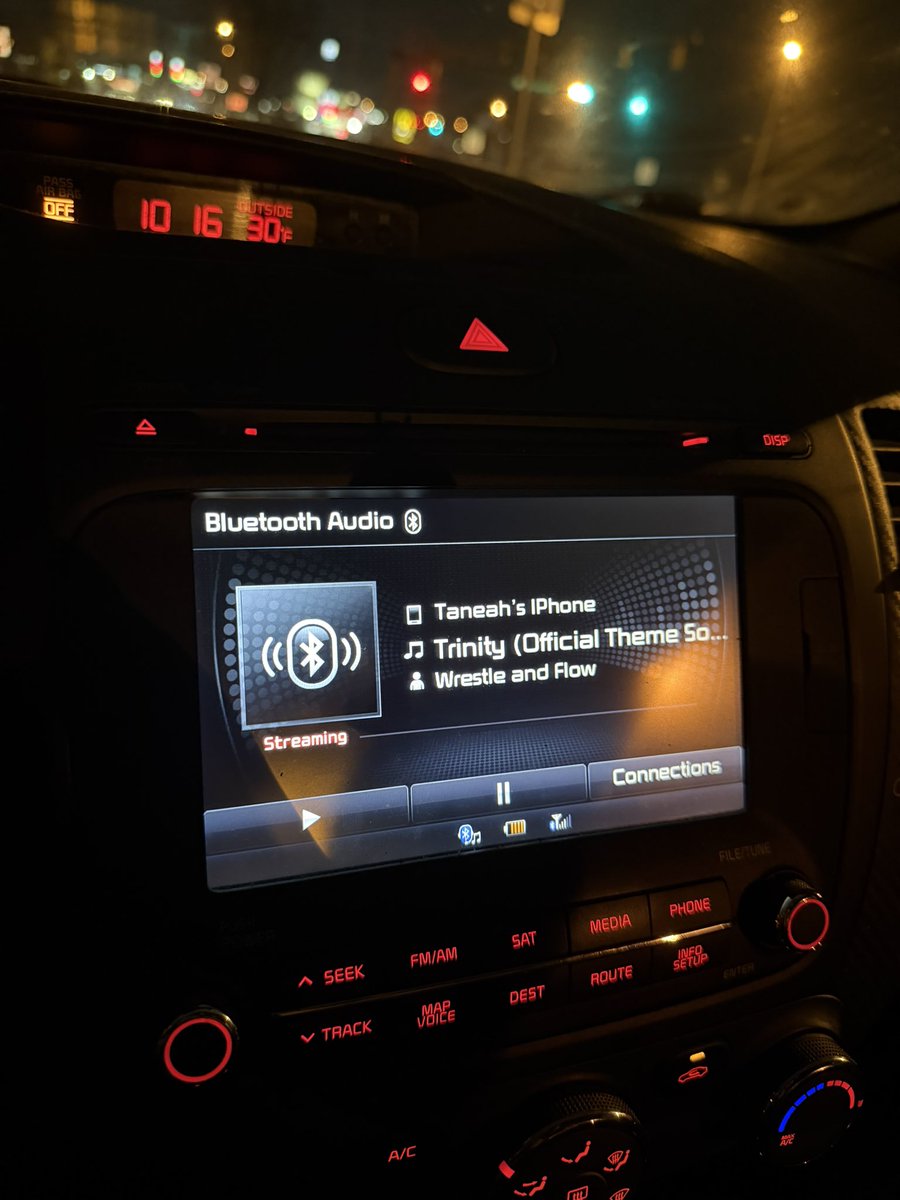 neahvibes's tweet photo. CERTIFIED HOOD CLASSIC πββοΈ #TRINSETTERS https://t.co/qqPjmHdvtx