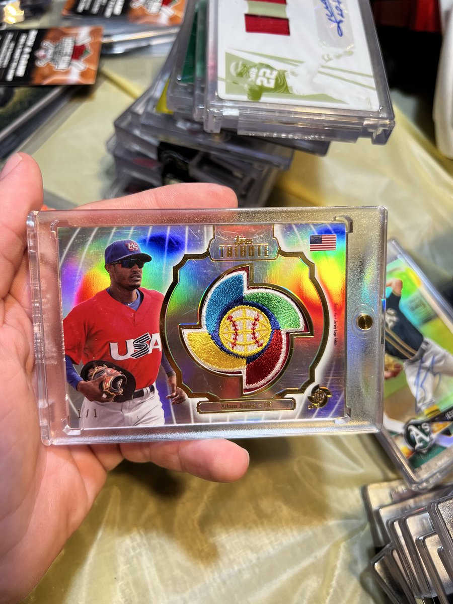 Deeracks_'s tweet photo. @WBCBaseball @MLB I literally had his 1/1 card from that too. https://t.co/Eti8crvAiD