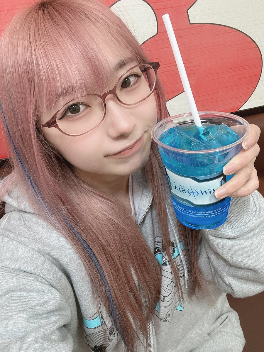 グノーシアドリンクでるんるん🥰 沙明のなかったから美味しそうな