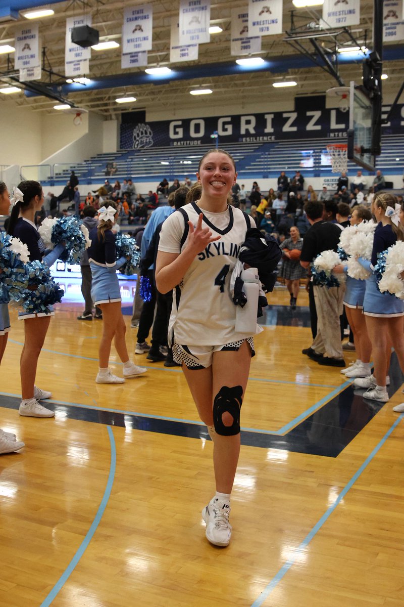 Final 
Skyline 68
IF 27