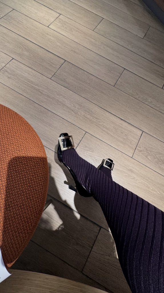 名鞋美脚 tweet media