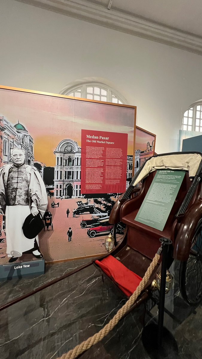 kongsiviralje's tweet image. wajib dikunjungi apabila berada di ibu negara.

Bangunan ini terus dipelihara menerusi Projek Pemuliharaan dan Pemeliharaan Bangunan Sultan Abdul Samad di bawah inisiatif Warisan Kuala Lumpur (Warisan KL) bagi mengekalkan keaslian seni bina serta nilai sejarahnya, di samping..