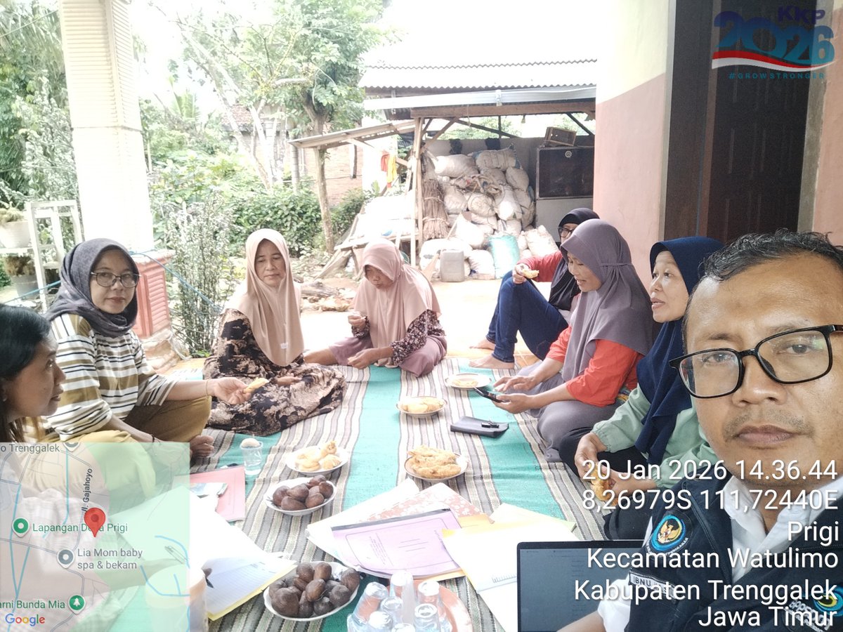 ibnu_m3's tweet photo. Selasa (20/01/2026), Ibnu Mas'ud,S.Pi, Luhkan Kab. Trenggalek. Pertemuan rutin dan pembinaan kelompok di Poklahsar Mina Lestari Ds. Prigi Kec. Watulimo.
#GiatLuhkanSatminkalBwi https://t.co/ZLQXVDDgRy