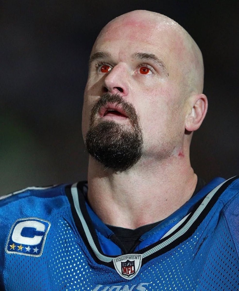 rogue's tweet photo. Nike’s discontinued MaxSight contact lenses were designed to give athletes an edge by improving visual clarity and enhancing contrast on the field https://t.co/3czOjSVFp9