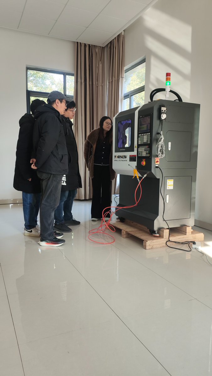 yornew_cnc's tweet photo. Jiangsu Water Conservancy Vocational Skills Training and Appraisal Station Chooses Yornew MX220 Mini 5-Axis CNC Machining Center for Practical Training https://t.co/QWfUUTCAxA
