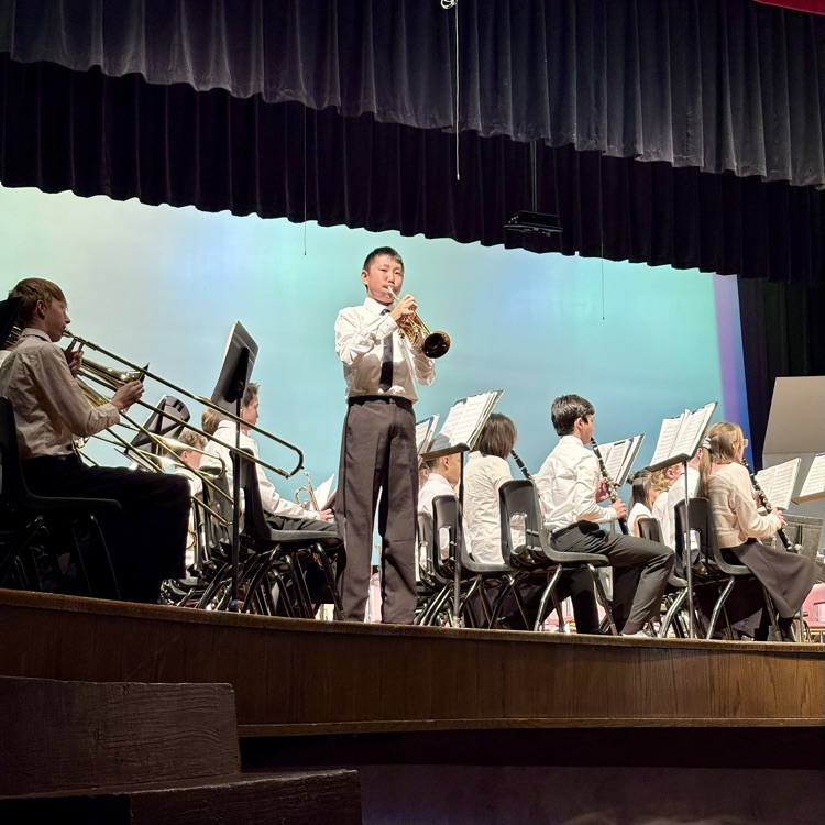 cmsd12's tweet image. Tonight's Futures Concert did not disappoint! Bravo to our incredible elementary, junior high, and high school student performers... as well as our amazing and dedicated D12 band directors🎶