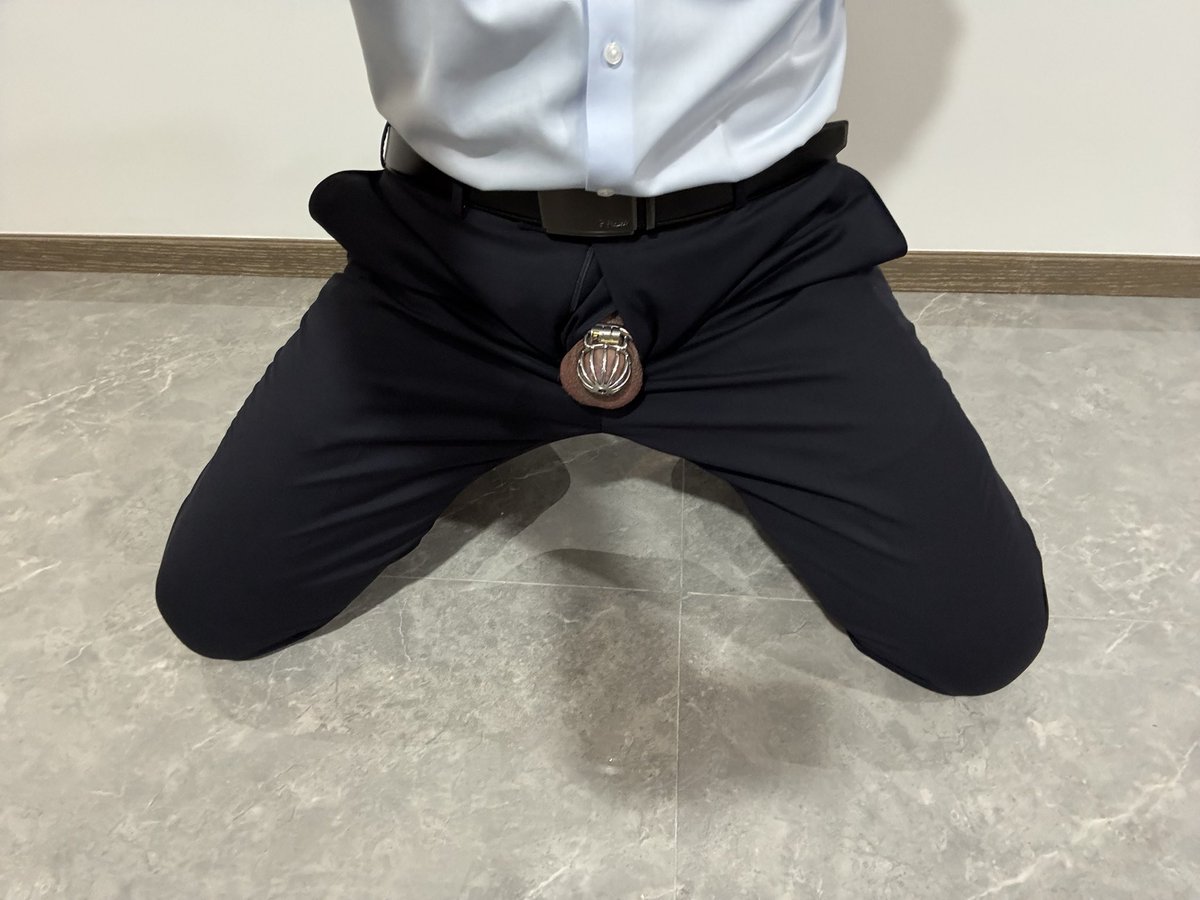 wangwangxgg's tweet photo. 正装系列哈哈 https://t.co/QGHVBUtmo8