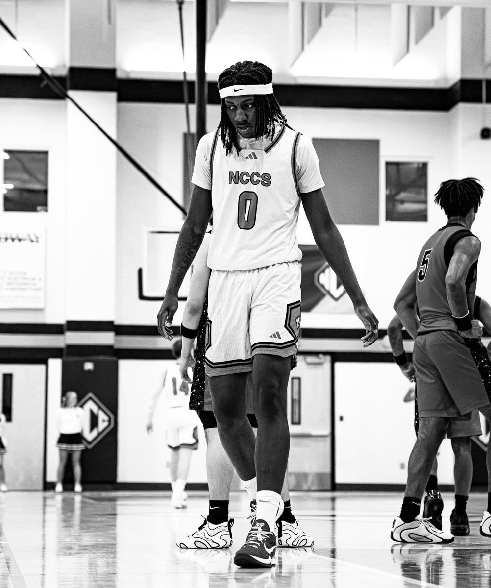 ncchoops's tweet photo. Highly efficient shooting night propelled us to the W. Stats to come but one performance needed recognition while we tally all the stats 

@Zaybutler0 had 30p 14r 4a in about 19 minutes of play . A PERFECT 12-12 FG with six 3 🏀!!

@AJCsports @mdjonline https://t.co/bVsmmVrac9
