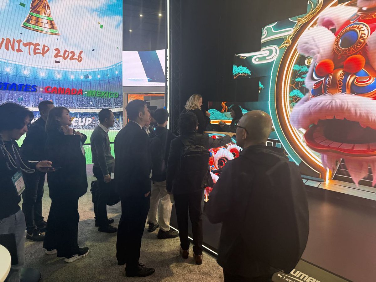 EsdlumenLED's tweet photo. Great energy on Day 1 at ISE2026, our booth has been buzzing with visitors all day. 👏

Special thanks to Macroblock Inc. for the strong support behind our showcase.

#ISE2026 #ISEBarcelona #ProAV #LEDdisplay #DisplayTechnology #AVIndustry #Esdlumen #LianTronics https://t.co/FpwASYE5cl