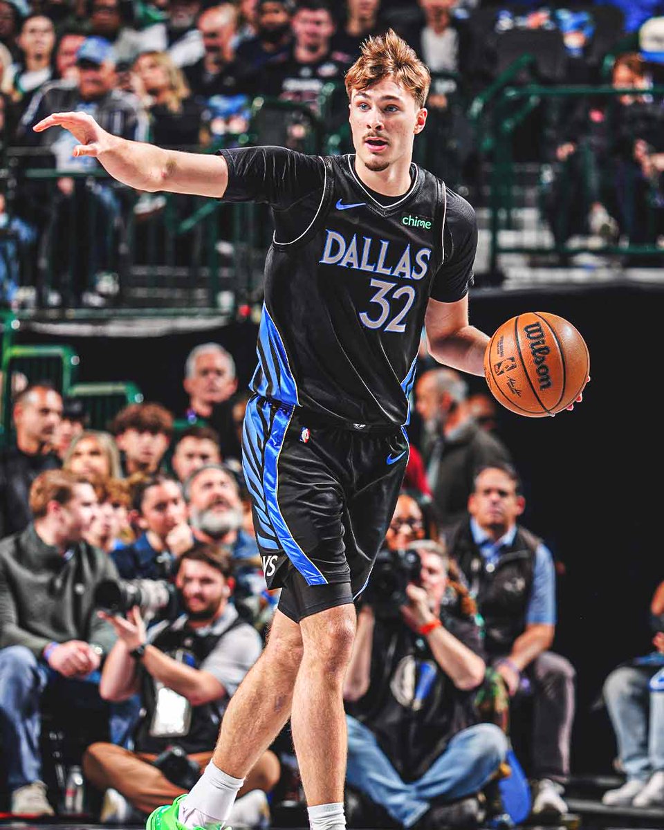 YahooSports's tweet photo. Cooper Flagg's last three games 😮‍💨 

36 PTS | 9 REB | 6 AST
34 PTS | 12 REB | 5 AST
49 PTS | 10 REB | 3 AST https://t.co/FCCNrXvq36