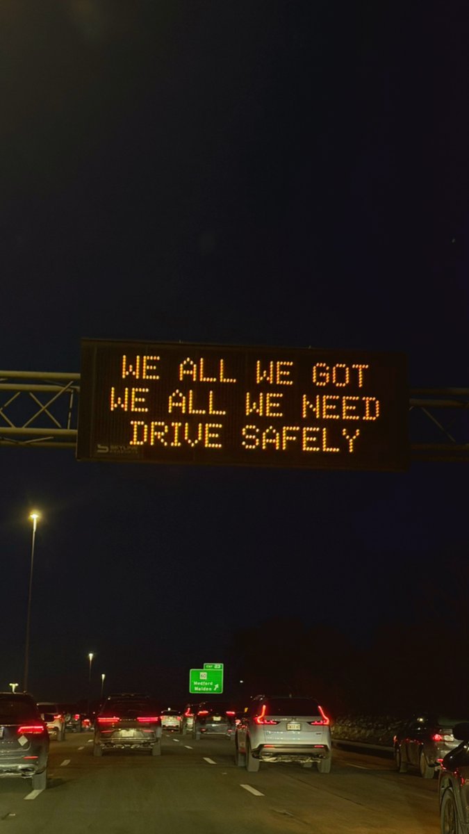 OnlyInBOS's tweet image. Massachusetts digital highway message boards are Patriots themed this week ahead of the Super Bowl.

❤️