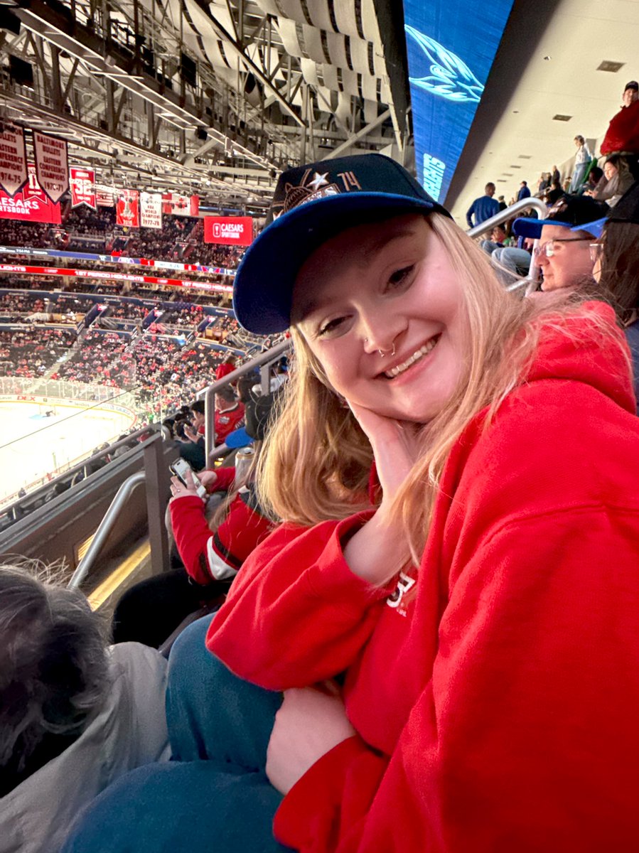 jillian ☻ tweet media