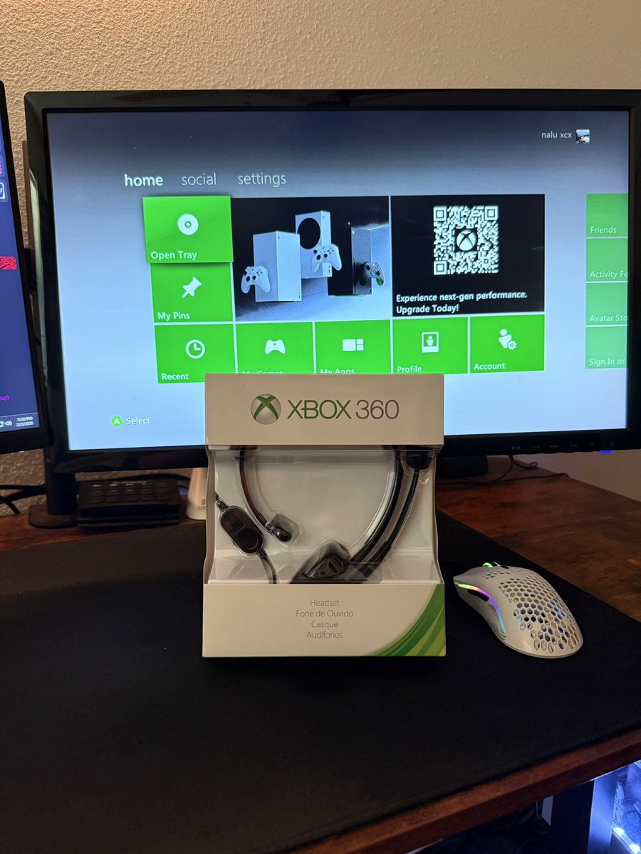 nalusarchive's tweet image. i can’t wait to call someone a f*ggot with this