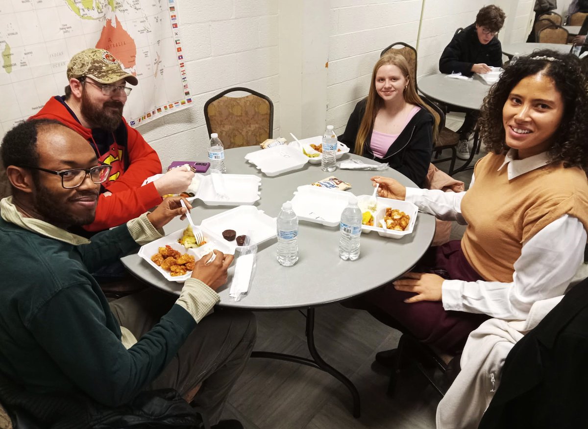 <a href="/WesternMichU/">Western Michigan University</a> student veterans enjoy a free orange chicken dinner at <a href="/FeedingBroncos/">FeedingBroncos</a> on Monday night at our Kanley Chapel meal site. Thank you for your service.