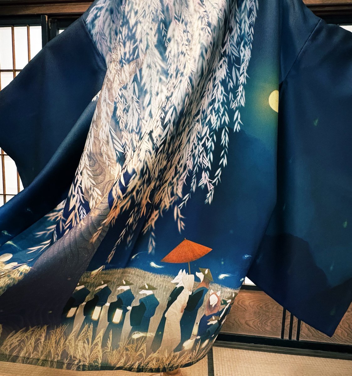 ⭐︎狐⭐︎ 狐の嫁入り良きだな。 王子の狐の行列見に行くのに着ていきたい。