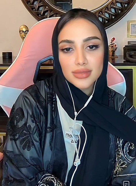 3mk_leo_'s tweet photo. نصيحه ي بوبي شل يدك قبل تفتح الصور🙄.

ما حذرتك ؟ يلا ي خنزير رح نظف الحوسه الي سويتها بحليبك ي بهيمه 🙄🤏🏻. https://t.co/y4xQoJ5UAk