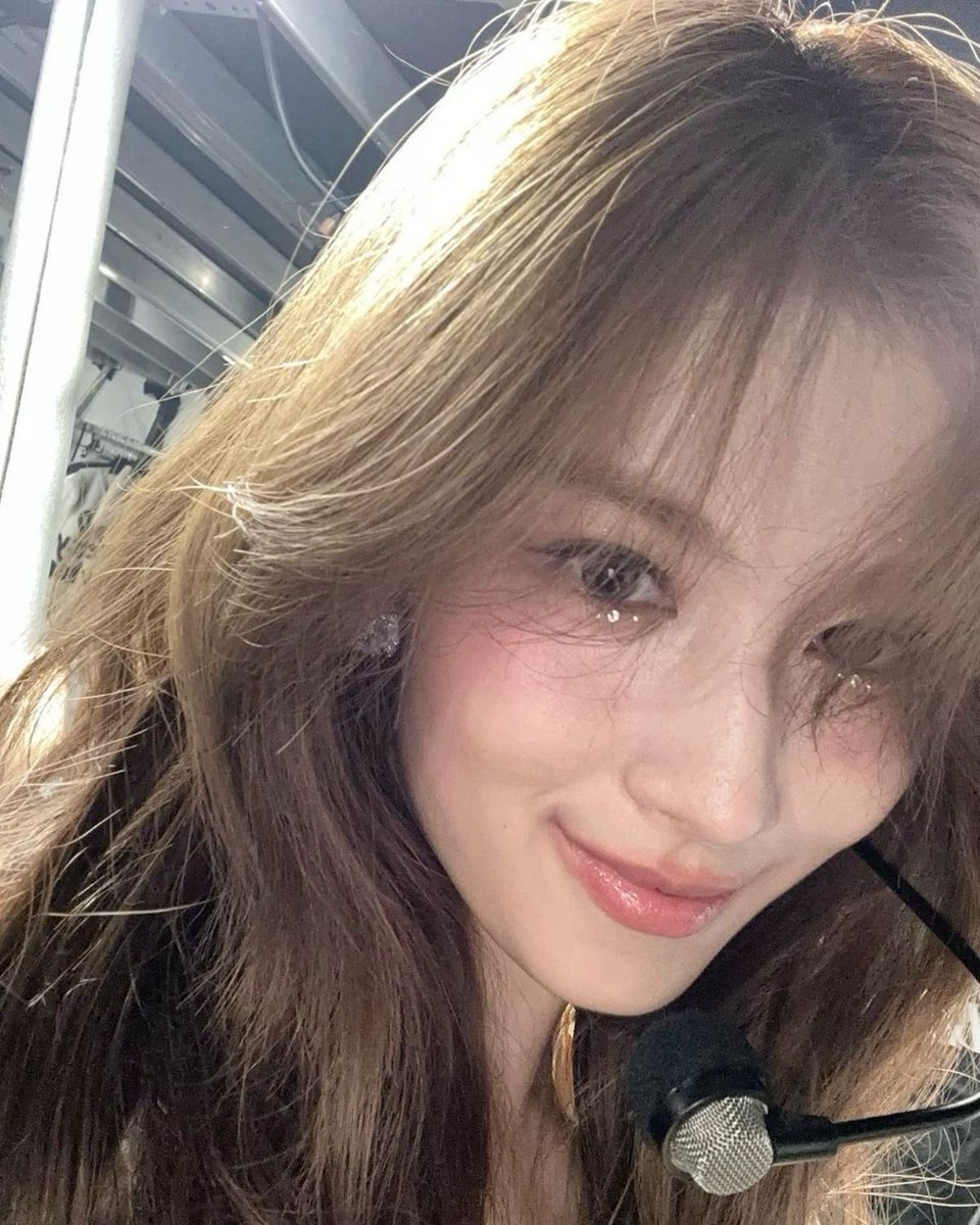 SANA (@sanabestglrl) on Twitter photo 