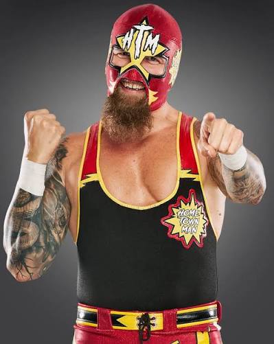 I think the WWE missed an opportunity to bring this guy in for the Rumble, holding a bloody bone saw