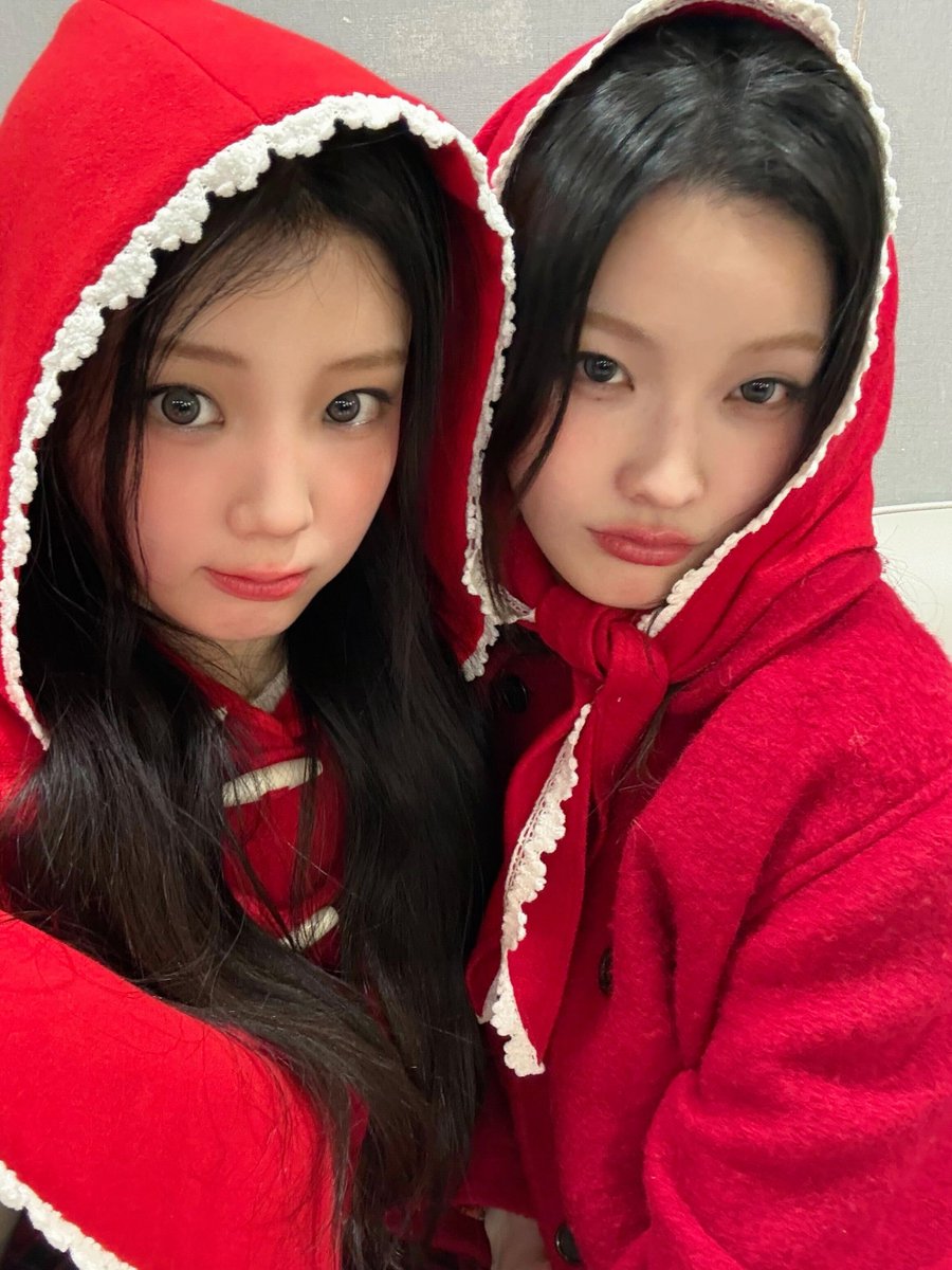 ILLIT_twt's tweet image. 아일릿의 춤짱 ! 귀여움짱 ! 우리로하 생일축하해~ 💝
세계에서 가장 귀여운 로하랑 함께해서 정말 좋아 ~
앞으로 더 더 많이 안아줄게 ~~~ 뀨 츄 다이스키 💕

#WONHEE #원희 #ILLIT #아일릿