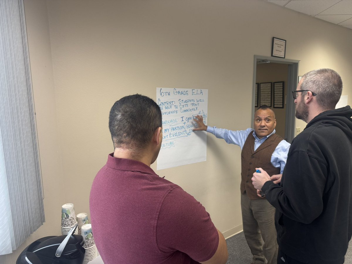 JoseMedinaJr89's tweet image. Lesson planning for biliteracy with middle and high school dual and non-dual teachers in Pasco School District! Go Pasco! #DualLanguage #Pasco #Washington