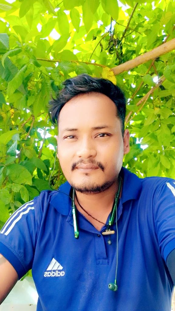 dancerbishal's tweet photo. Hello i am from nepal🇳🇵
where you grom guysz☝️☝️ https://t.co/7Y3pRJy3n8