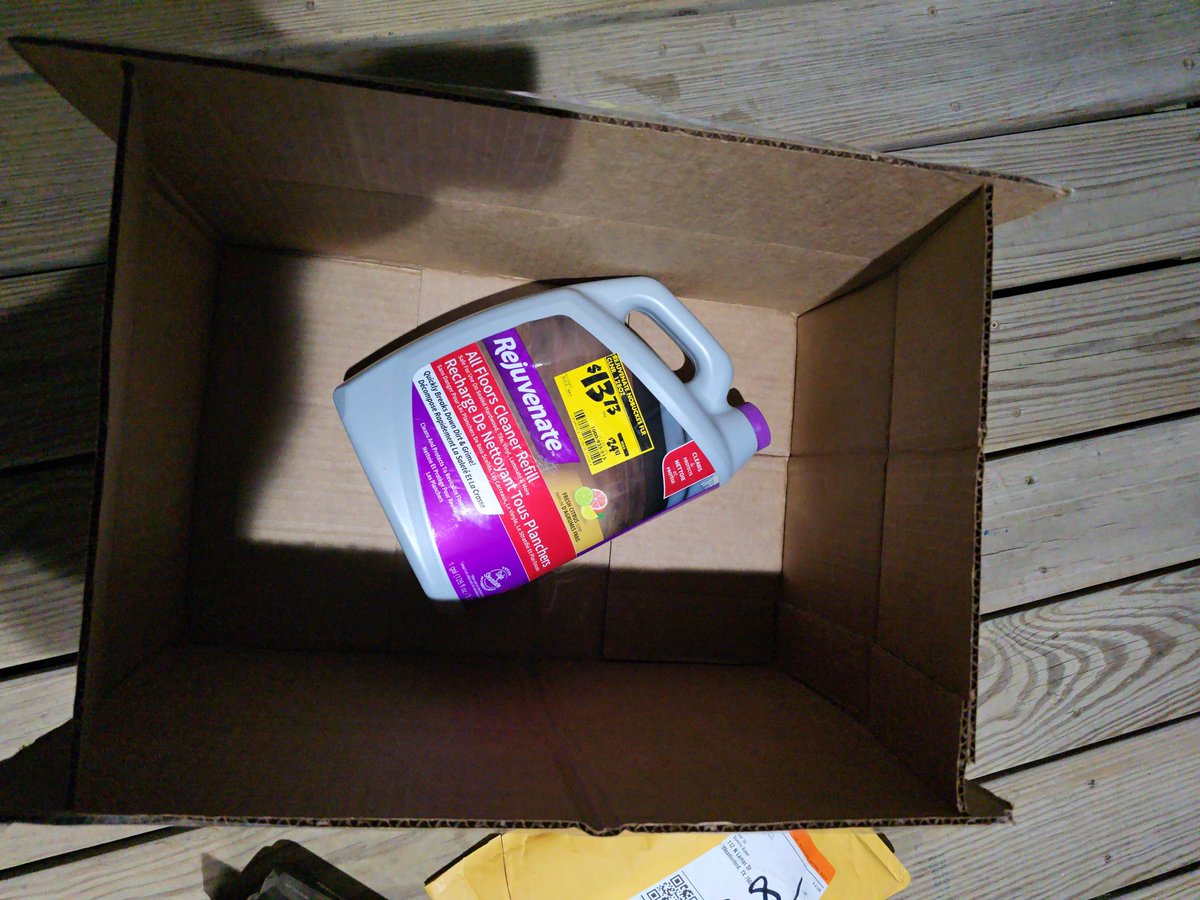 QBaker85's tweet photo. @HDCares @HomeDepot @roadie @FBIDallas Mail theft is occurring. Two Milwaukee impact driver sets ordered in less than one week and both of them stolen. Clear signs of tampering, but @Roadie nor @HomeDepot care to investigate. @FBIDallas my two orders are valued over $1,000 https://t.co/6ZvQZSB67b