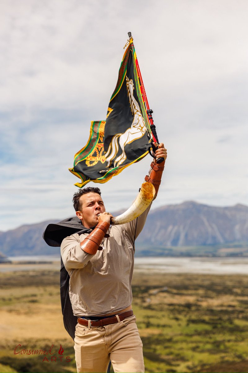RedCarpetTourNZ's tweet photo. When Gondor calls for aid, Red Carpet Tours will always answer! 😉 Featuring our South Island guide Josh, living his best life! 🐴 ⚔️
#redcarpettoursnz #lordoftherings #lordoftheringstours #lordoftheringslocations #middleearth #middleearthlocations #middleearthtours #edoras https://t.co/5D0hFJXgEE