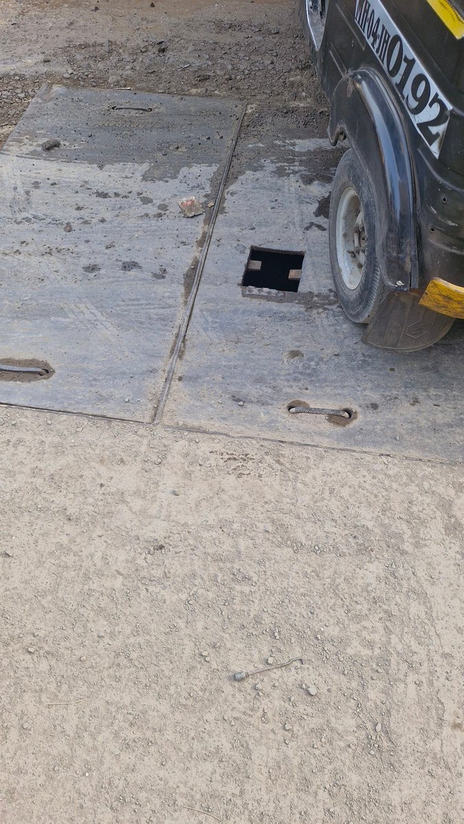 CNajids's tweet photo. @TMCaTweetAway today one small girl got trapped into this hole causing her trauma and rashes on skin. Pls cover according to safety norms
@DrSEShinde
Location : in front of dosti sales office and torrent service office, close to Dosti school kausa Shil thane https://t.co/Xaq11wc2EK