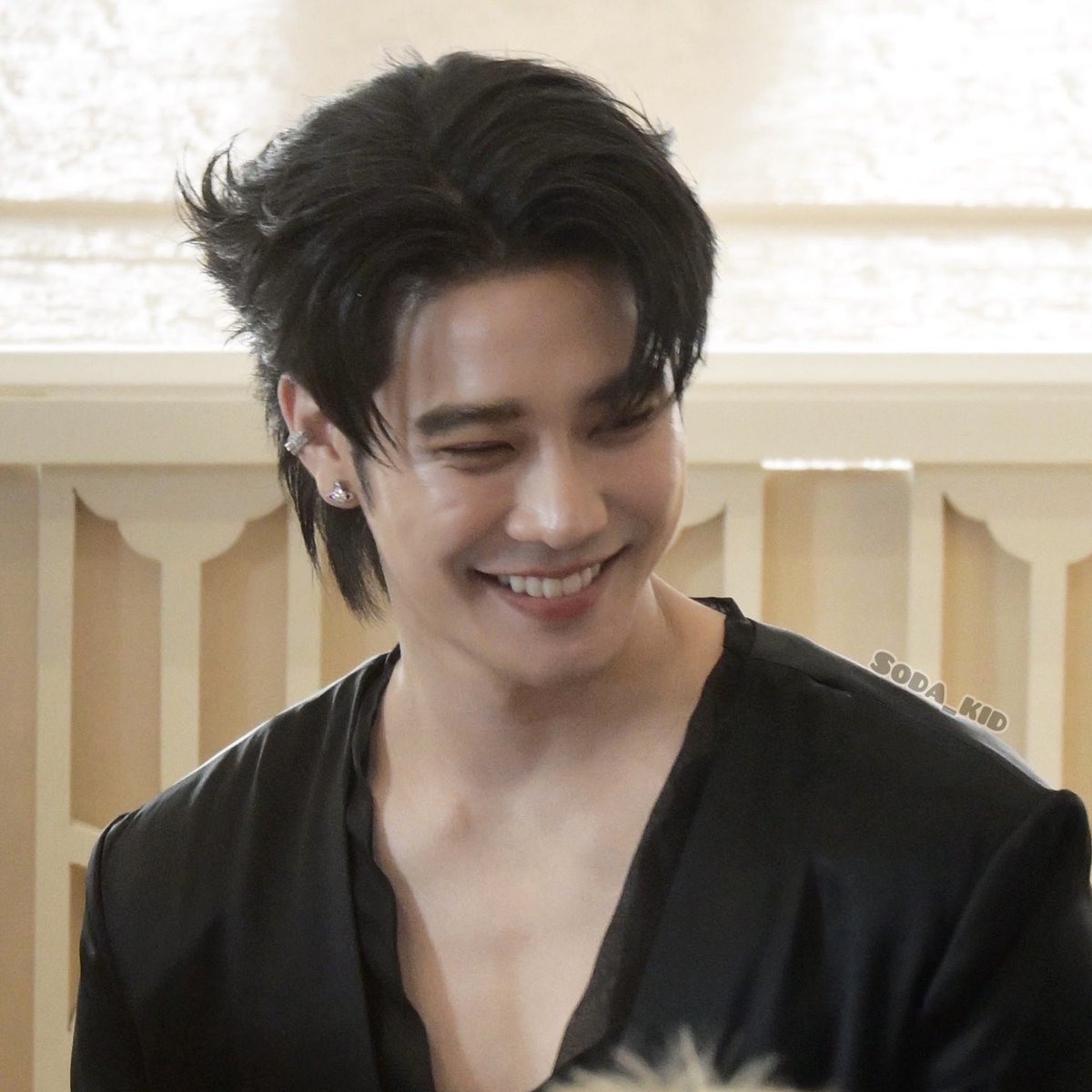 แก้มขีด หนวดแมวที่จริงใจ