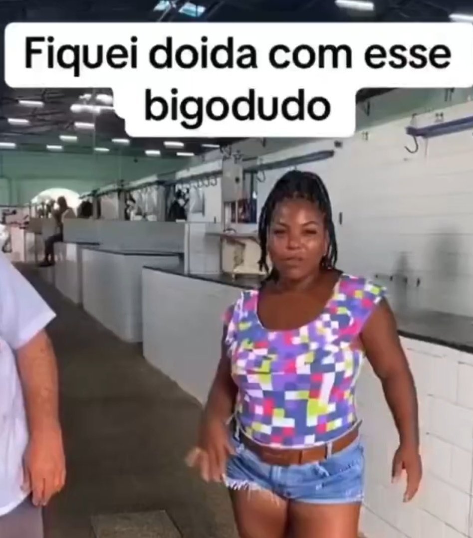 jurischdarosca's tweet photo. Gente queria beijar um fumante https://t.co/XrPpfyiLz7