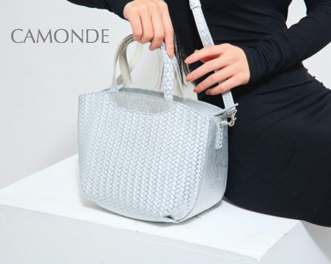camonde_jp's tweet photo. CAMONDE  Pop up shop now!
立春とともにCAMONDEのポップアップが始まりました。 2月4日は旧暦の一年の始まりとされる、縁起の良い日。春財布をお探しの方もぜひこの機会に。 2/4（水）– 2/10（火） 柏髙島屋 3F イベントスペース 10:30–19:30（最終日18:00まで）
皆様のお越しをお待ちしています https://t.co/iQUW5C323u