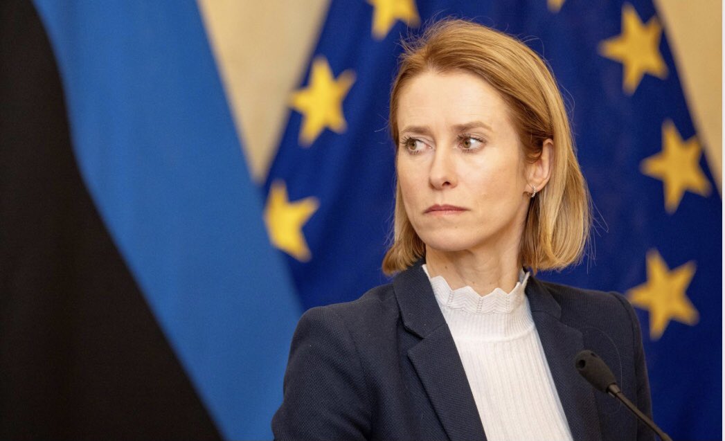 PeterPilz3's tweet image. Kaja Kallas fordert, daß ganz Europa Russland boykottiert, während ihr eigener Mann Millionen damit verdient hat, Waren durch dasselbe Russland zu transportieren.

Sie wurde 2023 in einem Korruptionsskandal erwischt, schüttelte es einfach ab und wurde zur Belohnung ein Jahr…