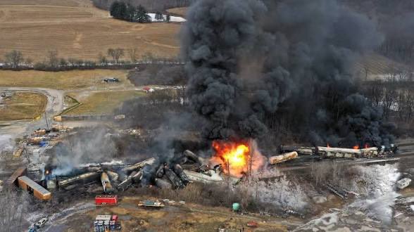 Three years ago today a Norfolk Southern train derailed in East Palestine, Ohio, causing a massive fire that began w/the release of flammable liquid from a tank car that was punctured during the derailment - the same type of tank car we’ve recommended be replaced for over a