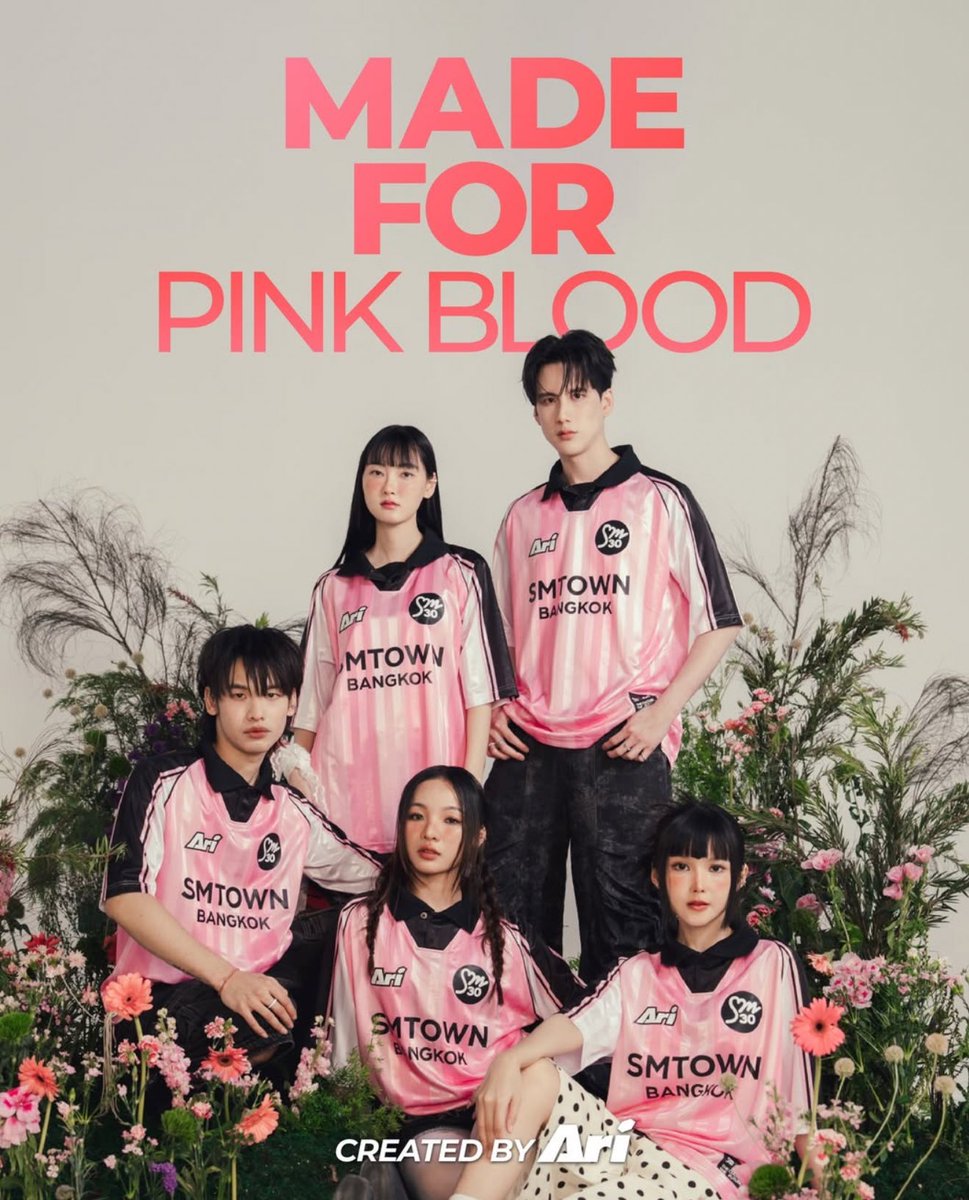 jampinelee's tweet image. อมกก ชั้นพึ่งเห็นสปอยเสื้อคอนค่าย ชมพูพร้อมสกรีนชื่อคอนแบบจุก ๆ 5555555555555 แต่แอบฟินตรงที่ข้างหลัง customize คำกับเลขได้อะ

♡ ชื่อไม่เกิน 8 ตัวอักษร
♡ เลขไม่เกิน 2 ตัวอักษร

สนนราคาอยู่ที่ตัวละ 1,690 บาท ꃼ.̫ ꃼ พรี 05/02 ~ 08/02 ได้รับสินค้าตั้งแต่วันที่ 10 เป็นต้นไป 👚