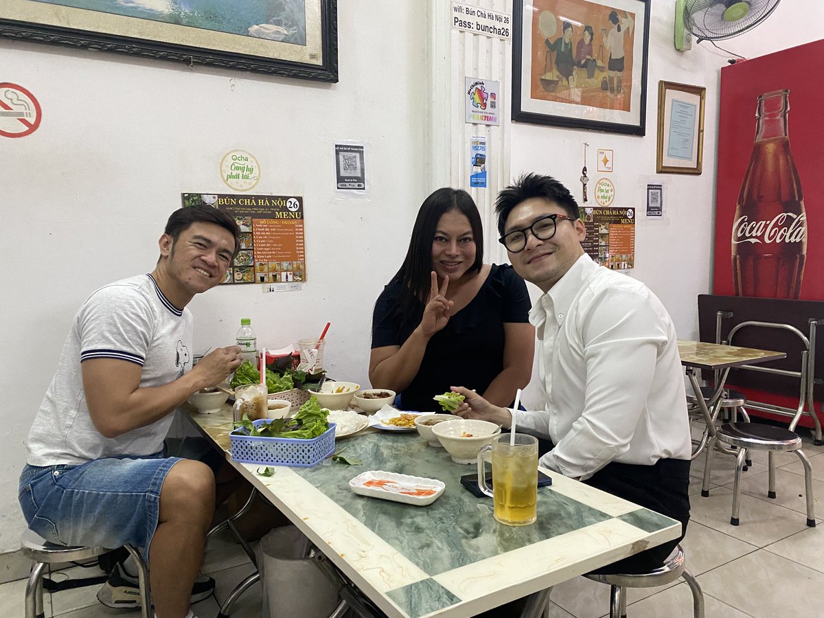 NaomiFontanos's tweet photo. Last meal in #HoChiMinh City, a quick stopover at #ThiBa Cafe & another trip to the mall called #VincomCenter (there are many of them btw). 😍🥰❤️ https://t.co/osyINvFgIG