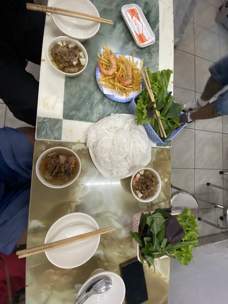 NaomiFontanos's tweet photo. Last meal in #HoChiMinh City, a quick stopover at #ThiBa Cafe & another trip to the mall called #VincomCenter (there are many of them btw). 😍🥰❤️ https://t.co/osyINvFgIG