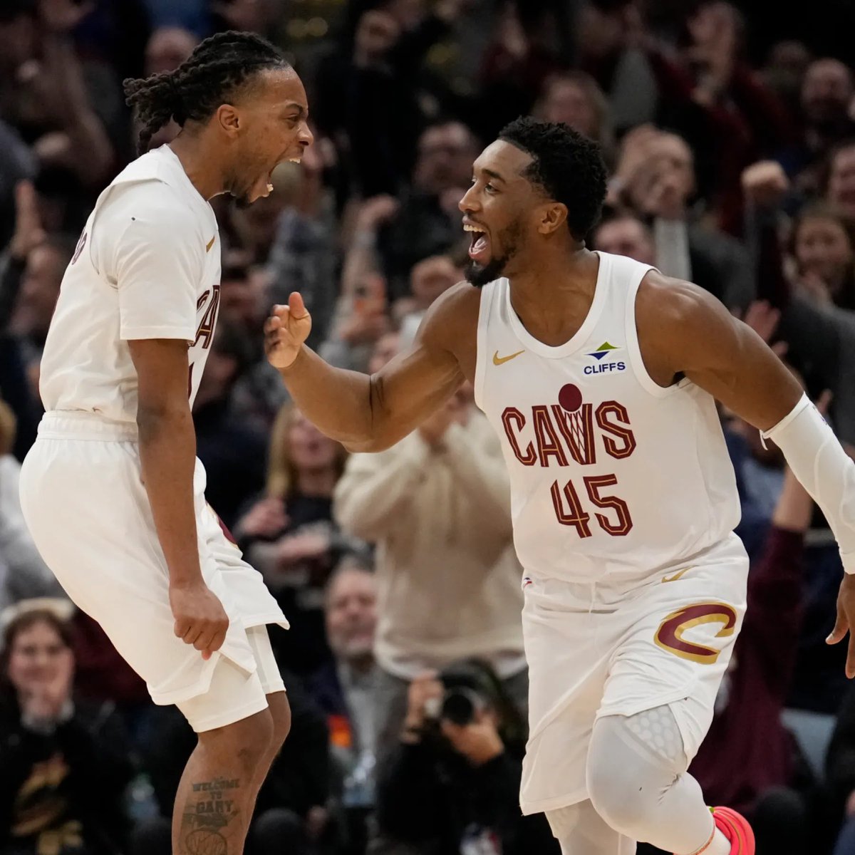 Wonovan1's tweet photo. Man I feel so bad for Darius… It just sucks that it had to go down like this. Gonna miss my PG. Go be great 10 ❤️ https://t.co/ySa7uEzxNu