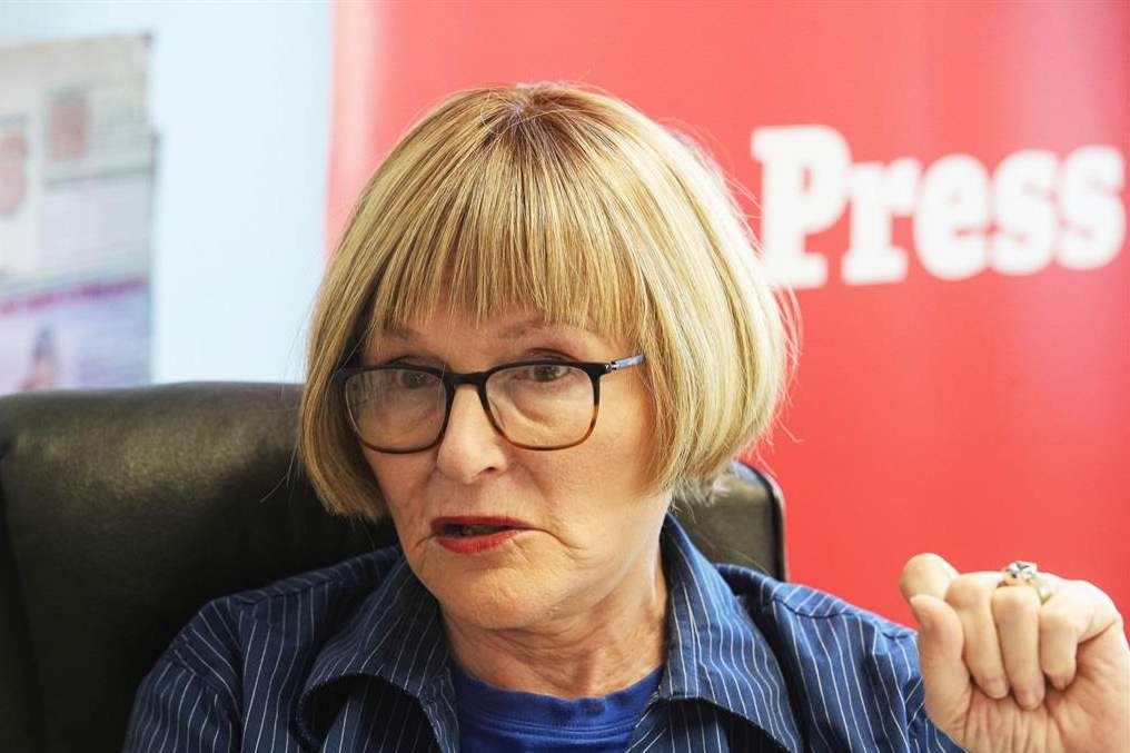 In A Nutshell🥜 tweet media