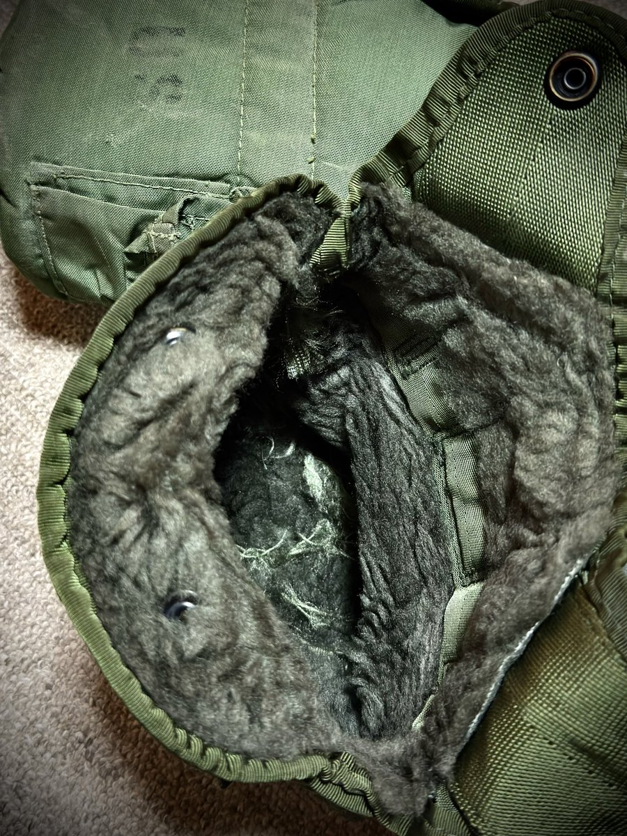 Surplus items 

LC-2 CANTEEN

#usarmy  #lc2 #surplus 
#canteen #lc2canteen