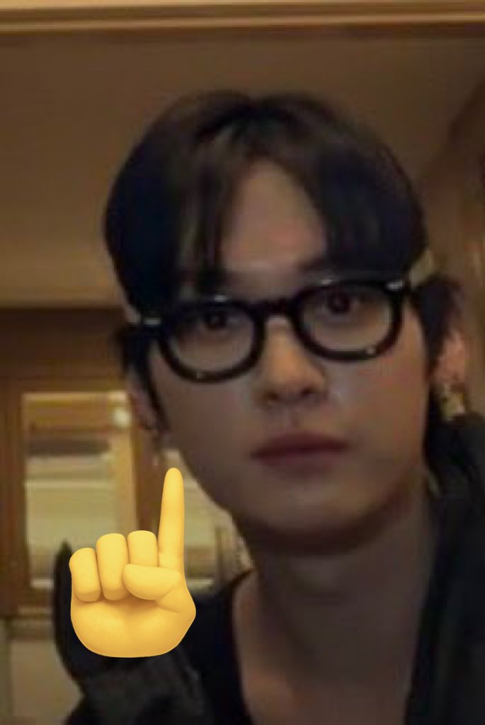 cm_daughter's tweet photo. 𝓶𝓷𝓱𝓸, 
𝓦𝓲𝓵𝓵 𝔂𝓸𝓾 
𝓶𝓪𝓻𝓻𝔂 𝓶𝓮?💍

                                             " 놉놉." 
                              " 안됀는것은안돼는것." https://t.co/FpGcrfr0SG