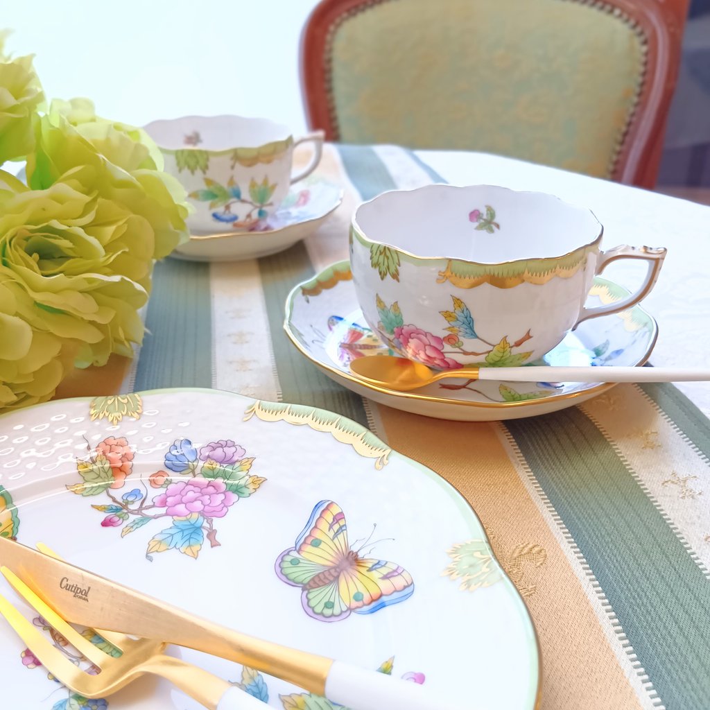 1851年、ロンドンで開催された万国博覧会で当時は無名だったヘレンドの