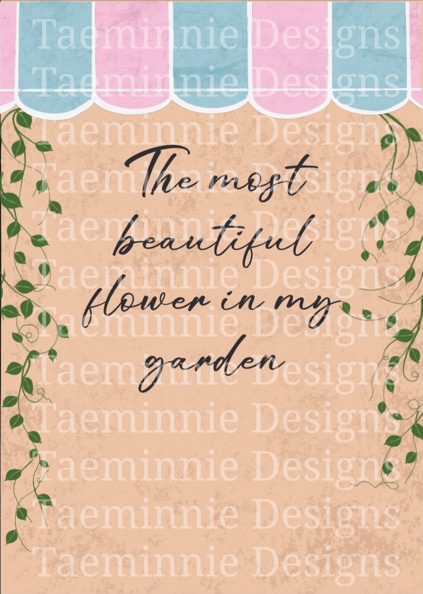 TaeminnieDesign's tweet photo. The most beautiful flower~ Show off your biases! Made of acrylic to protect your valued photocards!
#pcholder #photocardholder #kpop #photocards https://t.co/P4vfqPsvcG