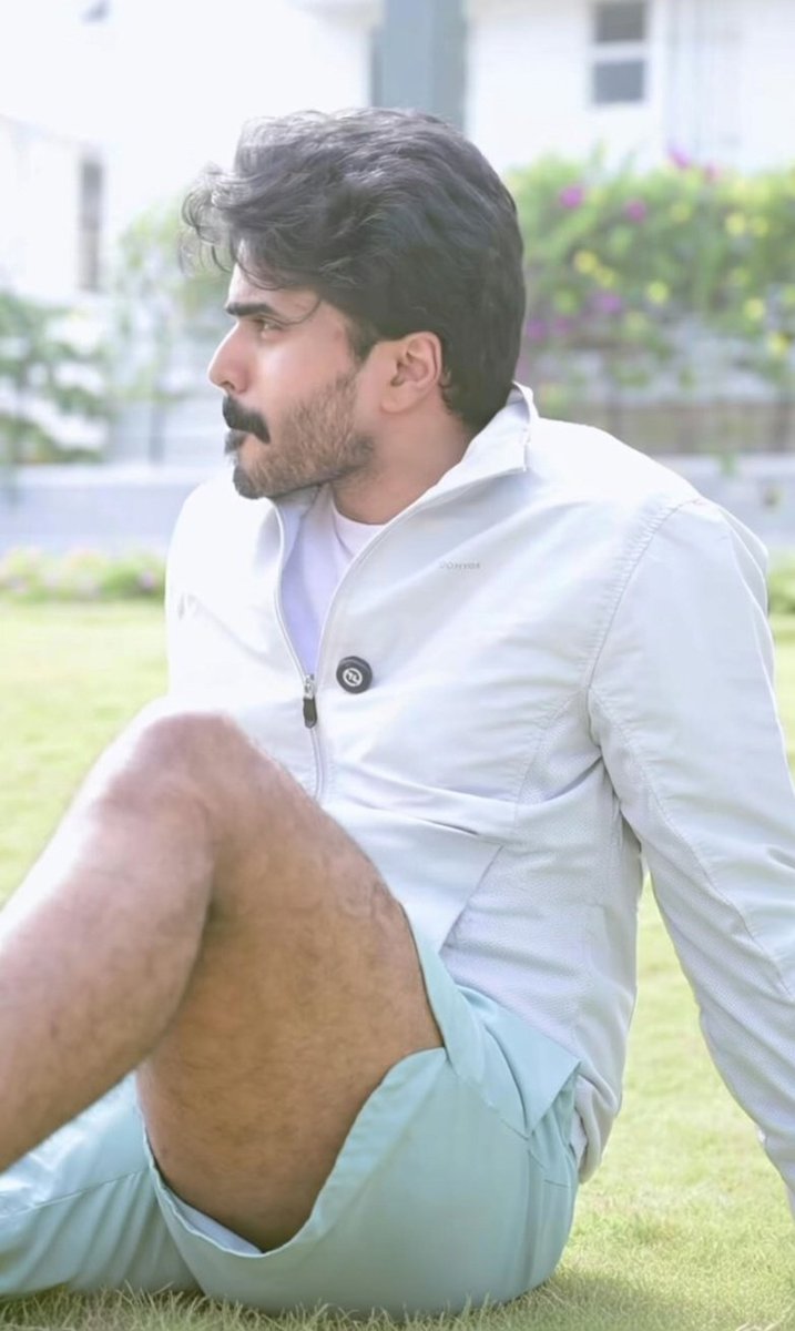 Zayn Ahmmad tweet media