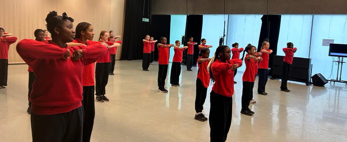 Kingsdale Foundation School tweet media