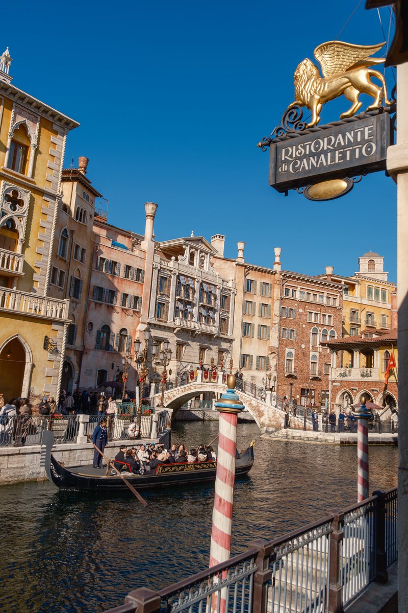 thehappyzan's tweet photo. Theme park or Italy? Who can say? #TokyoDisneySea https://t.co/mmz9AG6Acd